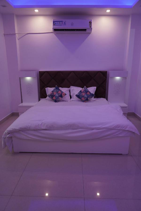 Own Stay Nueva Delhi Exterior foto