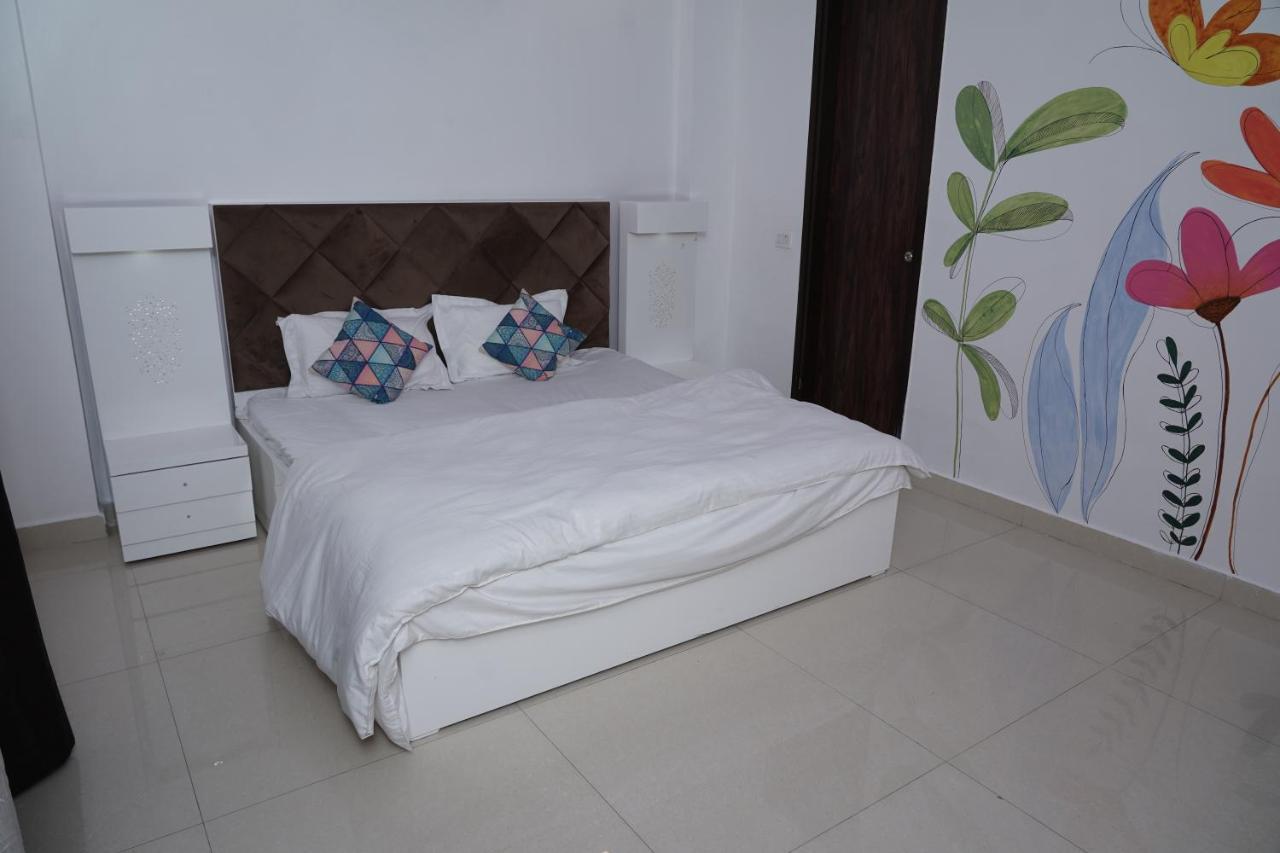 Own Stay Nueva Delhi Exterior foto