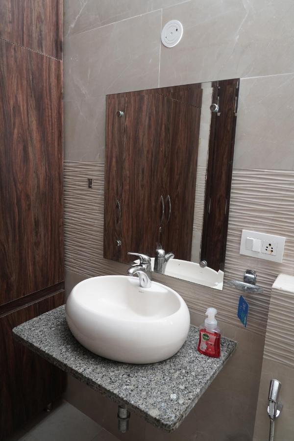 Own Stay Nueva Delhi Exterior foto