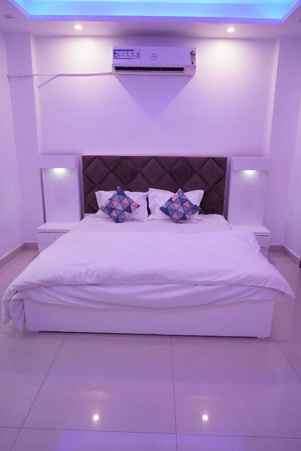 Own Stay Nueva Delhi Exterior foto